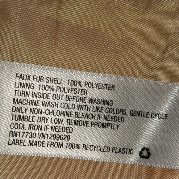 Wild Fable Faux Fur coat medium - Picture 8 of 8